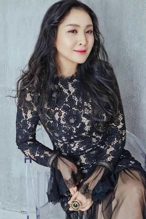 导演隋兰写真 副本.jpg